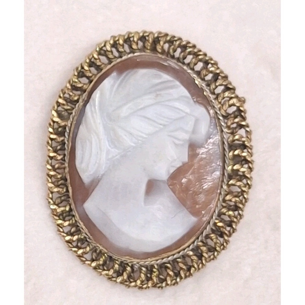 Vintage Cameo Brooch Pendant Gold Tone Profile Pin‎